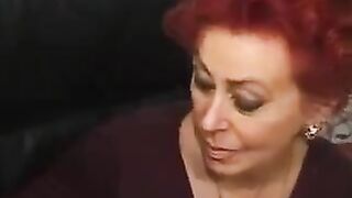 The best secretary is an experienced mature, who knows how to fuck well