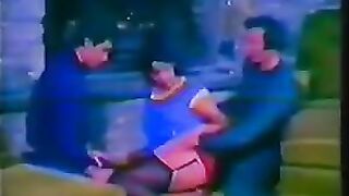 Retro Italian porn with all the ingredients for a great sex
