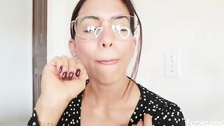 The sexy psychiatrist helps you with your problems through role play