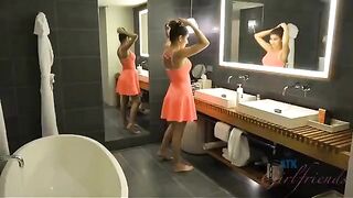 A day of oral relaxation arranged by a sexy brunette for her lover