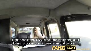A bride changed her clothes in the car with a taxi driver