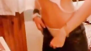 Friends did not expect that a girl would behave in such way
