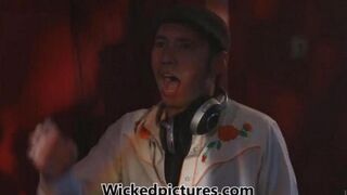Sex in the night club is always worth the try