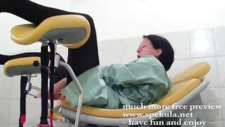Girl came to the gynecologist and got a hard fisting