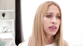 Stepfather played a prank on the ass of a blonde