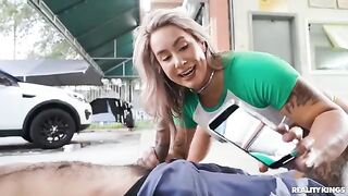 A girl got her pussy soaked by a dirty mechanic