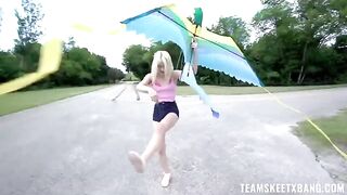 A girl who likes fucking in nature