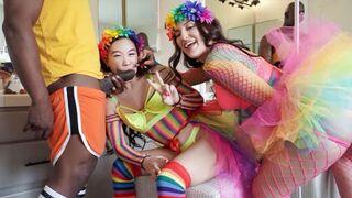 A threesome sex with an equal distribution of pleasure is a great way to have fun
