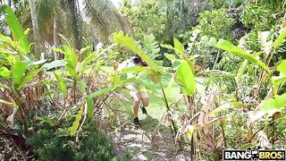 A man fucked a girl with passion outdoors using his impressive size