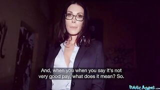 A teacher with glasses also wants to fuck with a student