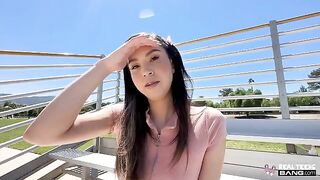 A blowjob with no problems from the first-person perspective
