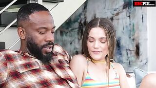 A guy made a mess of cum in my mouth - Poorno