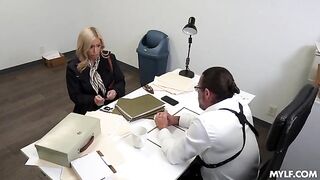 The boss doesn't mind that I'm married, it's okay