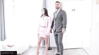She takes my cock in her pussy like a crazy cowgirl