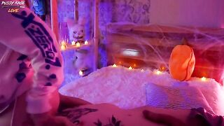 An elven girl brought magical sex to her human boyfriend