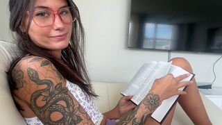 The guy studies how to have sex in different poses with a hot Latina