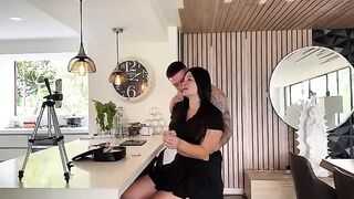 This girl loves to suck cock, sucking dick is her hobby
