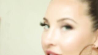 You want me, I want you. Let's save time on flirting. Blonde sex