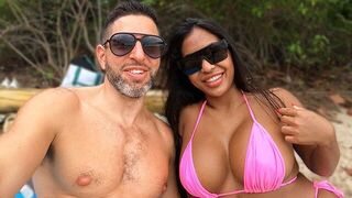 The vacation was a success: sea, sun, sex at sunset - Poreo