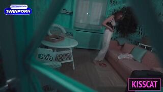 The man does not leave the house without fucking a hot stepmom