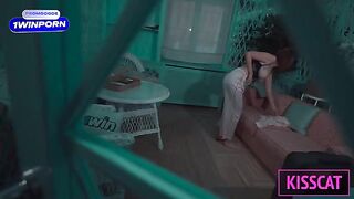 The man does not leave the house without fucking a hot stepmom