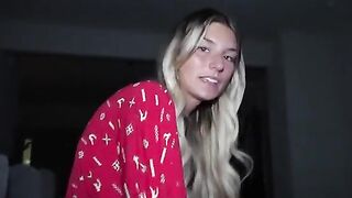 The girl has a wet and slim lips, she likes to play with them
