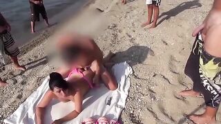 A towel, a beach, and Alexandra Wett’s wild side