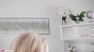 A hot cougar with a stunning body gets fucked on the couch