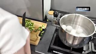 The guy made a mess on the face of a hot slut