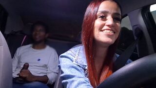 A hot chick showed me her tits and ass in a private car spot